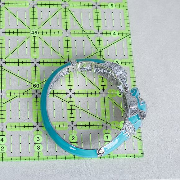 Vintage NOIR Blue Enamel Panther Head Clamper Bracelet Gold Tone Rhinestone 7¼" - Picture 9 of 11